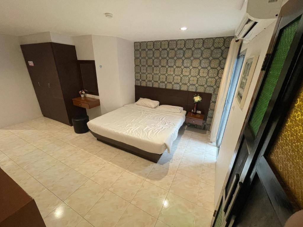 Cocoon Islanda Hotel 3*